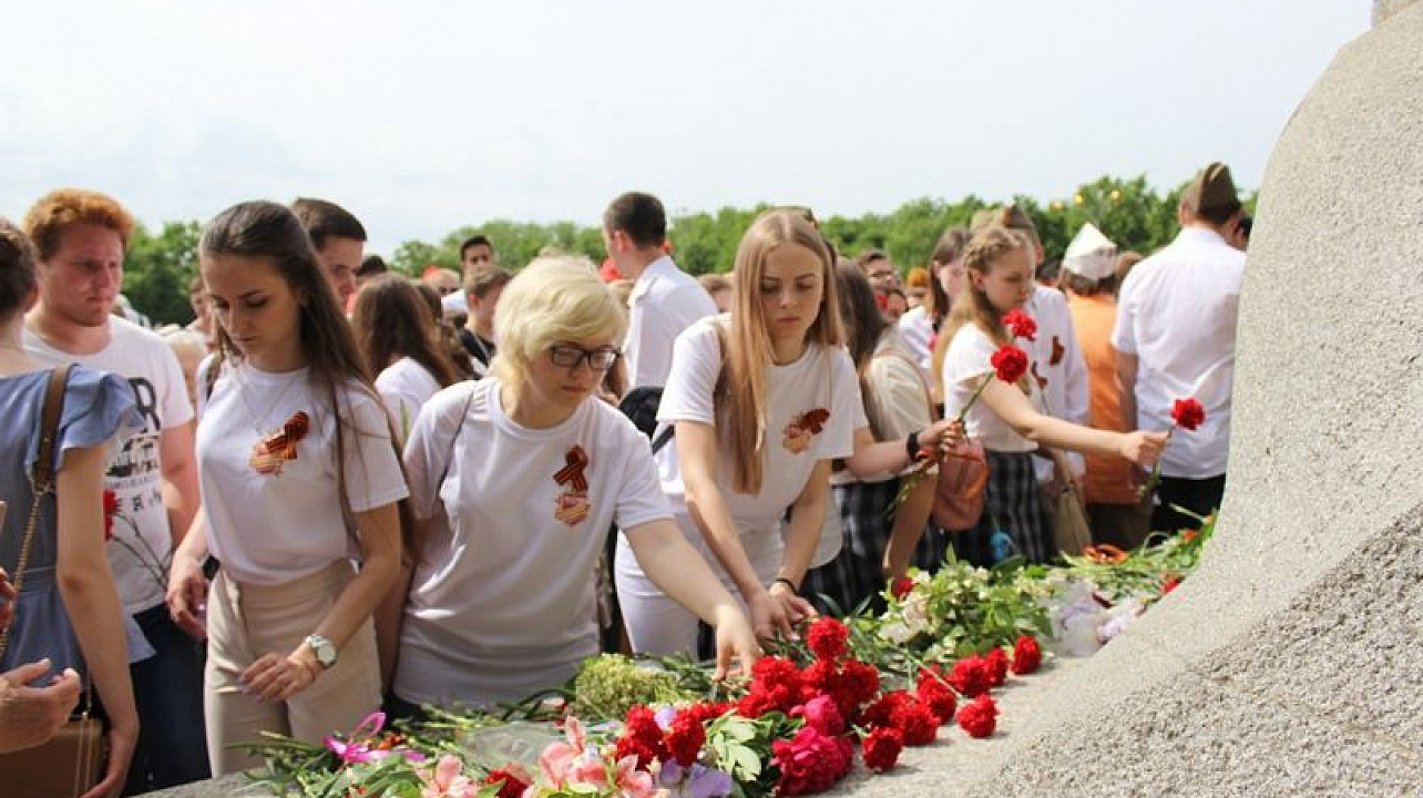 Молодежный Совет Центрального округа активно поддержал всероссийские гражданско-патриотические акции