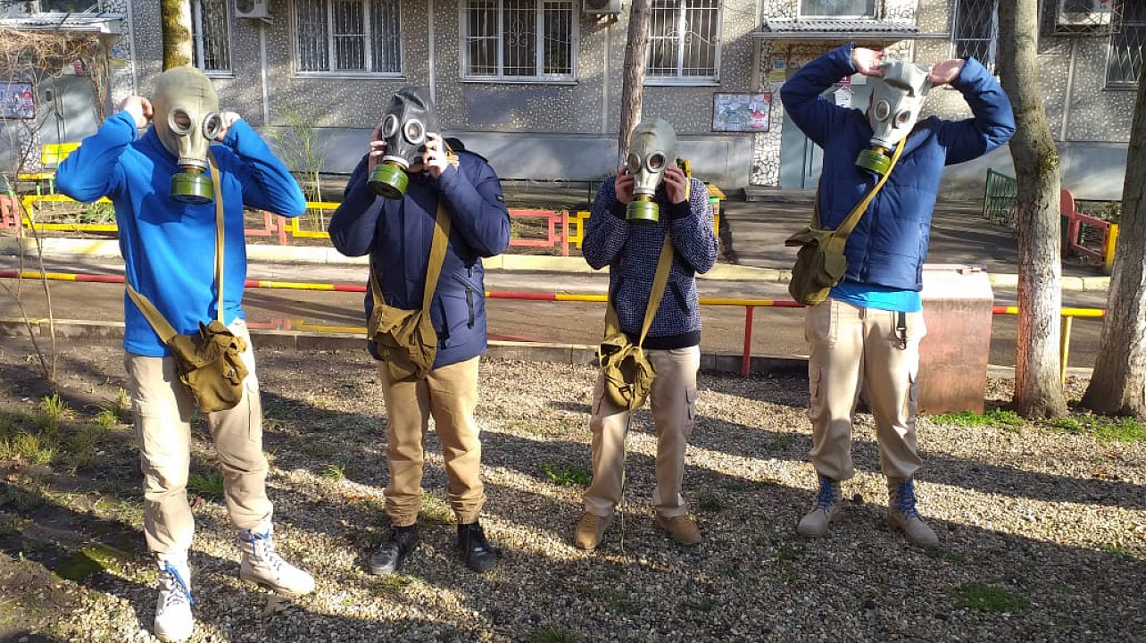 В микрорайоне Фестивальном общественники провели военно-тактическую игру «Сыны Победы»