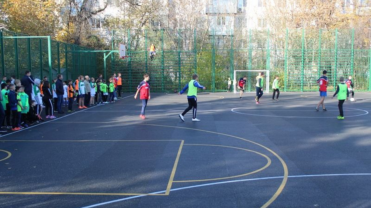 В Центральном округе стартовал турнир по мини-футболу