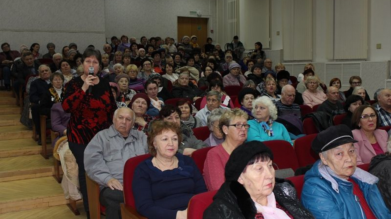 Депутаты Законодательного Собрания Краснодарского края и городской Думы Краснодара отчитались перед жителями Центрального округа