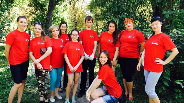 Организации Западного округа приняли участие в субботниках