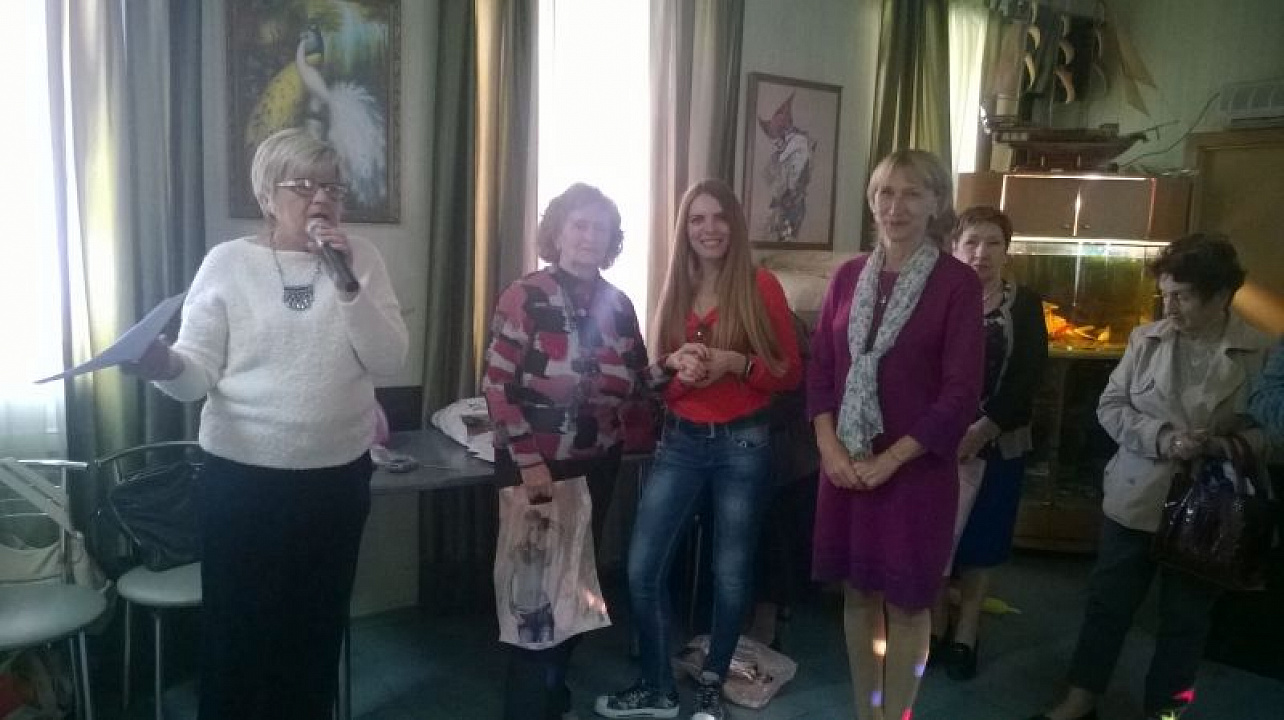 Ежегодный кулинарный конкурс, посвященный Дню пожилого человека, прошел в общественной организации пенсионеров, инвалидов Западного округа.jpg