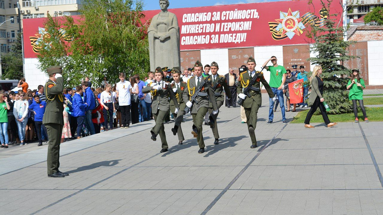 Молодежный Совет Западного округа принял участие в праздничных мероприятиях посвящённых Дню Победы