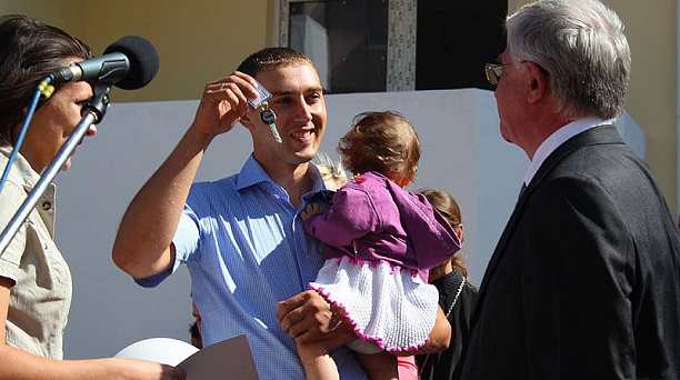 Молодые семьи Краснодара празднуют новоселье