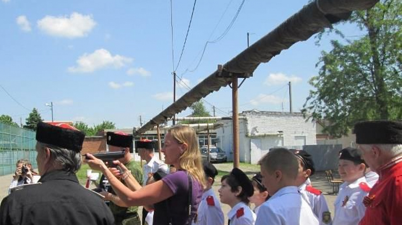 Казаки Хуторского казачьего общества «Имени атамана В.Величко» рассказали казачатам о Героях Великой Отечественной Войны