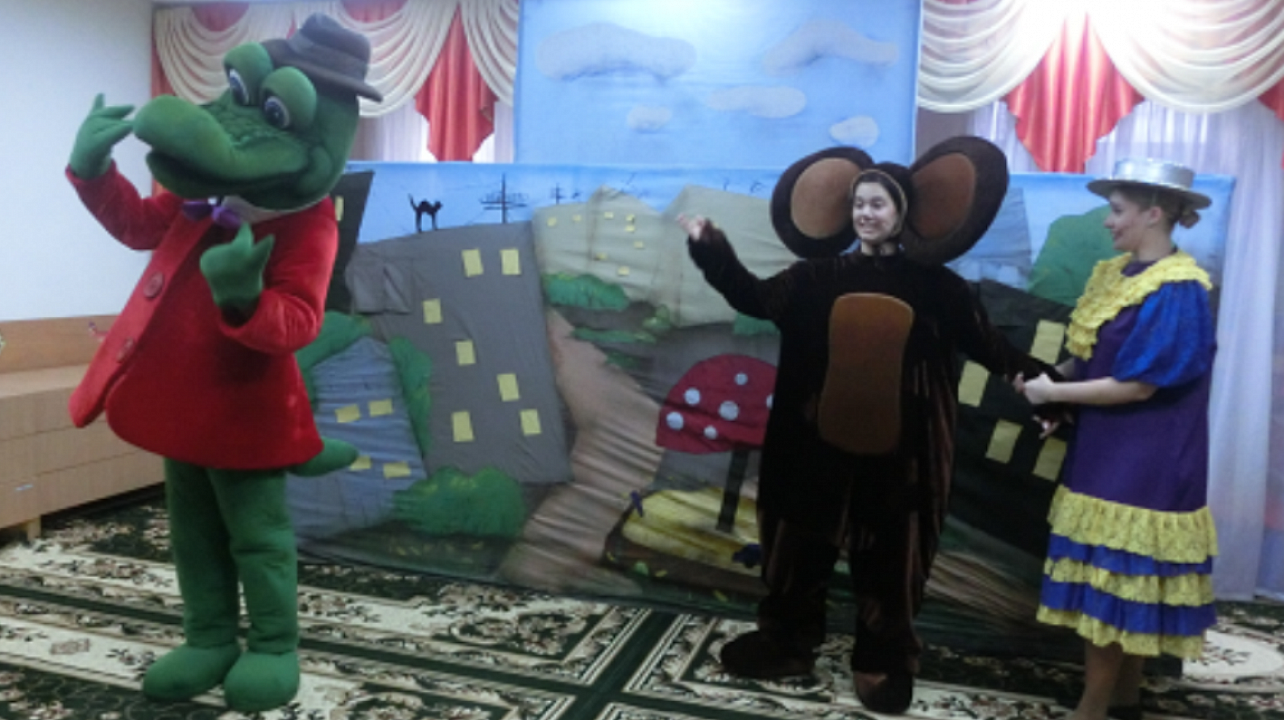 В детском саду Западного округа состоялось театрализованное представление «Шапокляк в гостях у чебурашки»