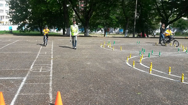 Школьники Западного округа приняли участие в городском конкурсе ЮИД-2016
