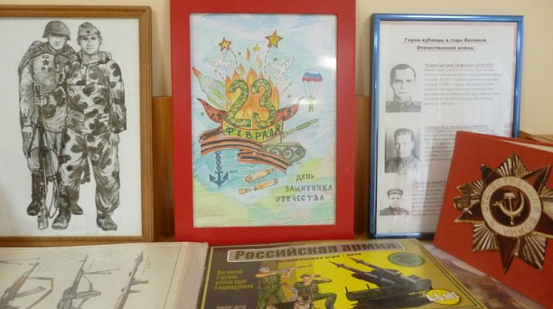 Воспитанники дошкольного учреждения №63 оформили выставку «Во славу Отечества»