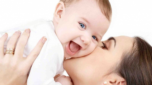 Жителям Центрального округа предлагают оформить пособие на детей