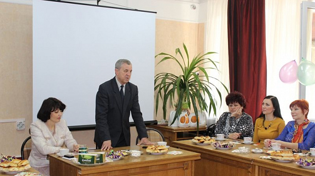 В администрации Центрального округа прошел торжественный прием, посвященный Международному женскому дню