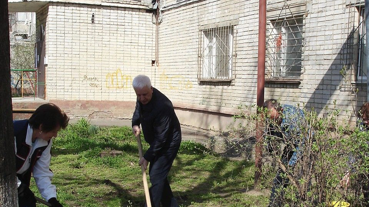 субботник органа ТОС 58, ул. Рылеева 358.JPG