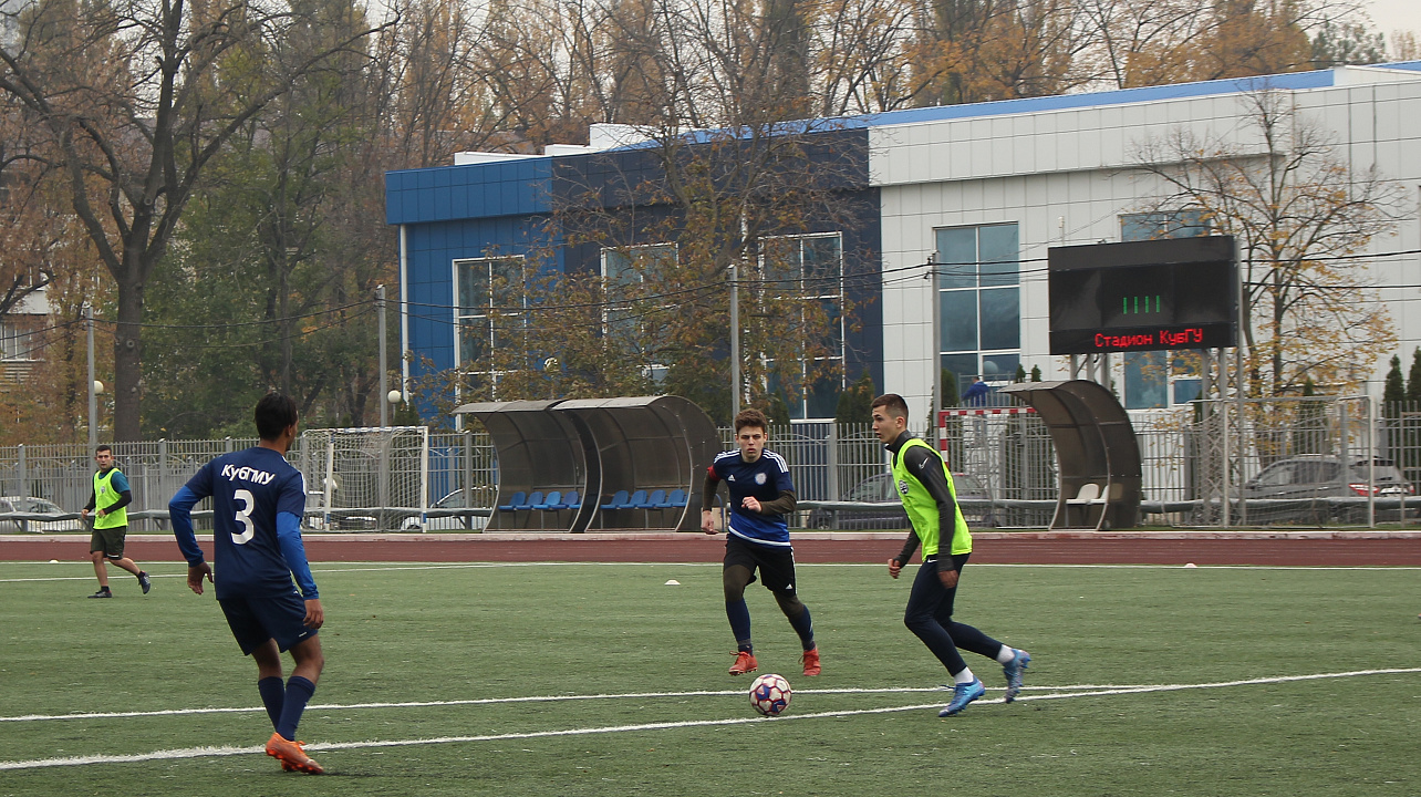 Завершился футбольный матч 8х8 среди студенческих команд  