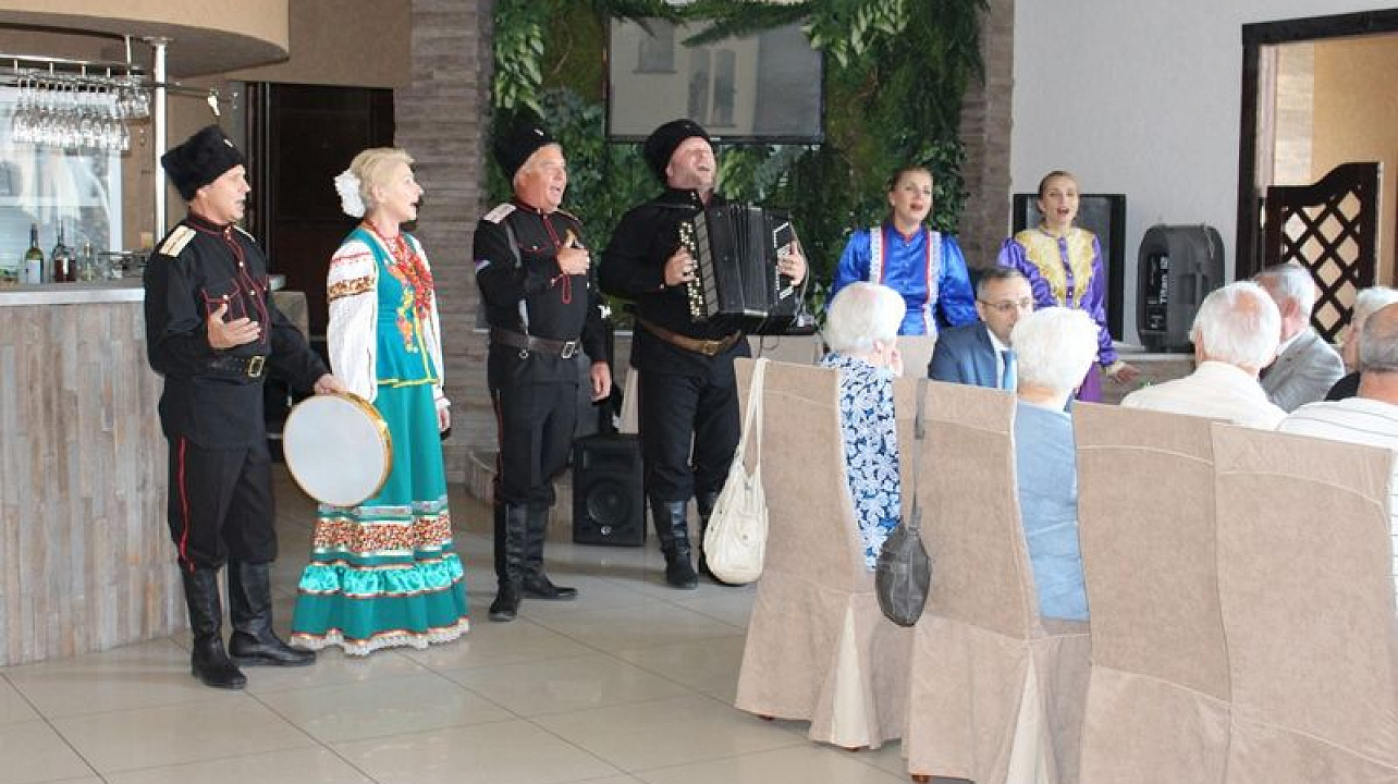 Первый заместитель главы Центрального округа Сергей Громыко поздравил общественников с наступающим Днем города Краснодара