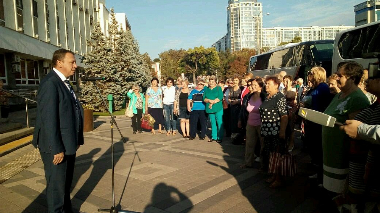 Общественность  Центрального округа побывала на отдыхе в поселке Шепси