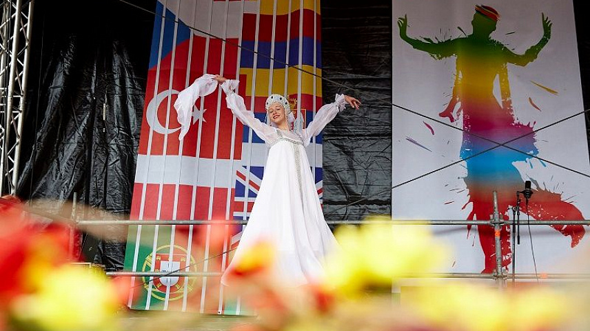 folkloria2017_byernst_Otrazhenie8.jpg