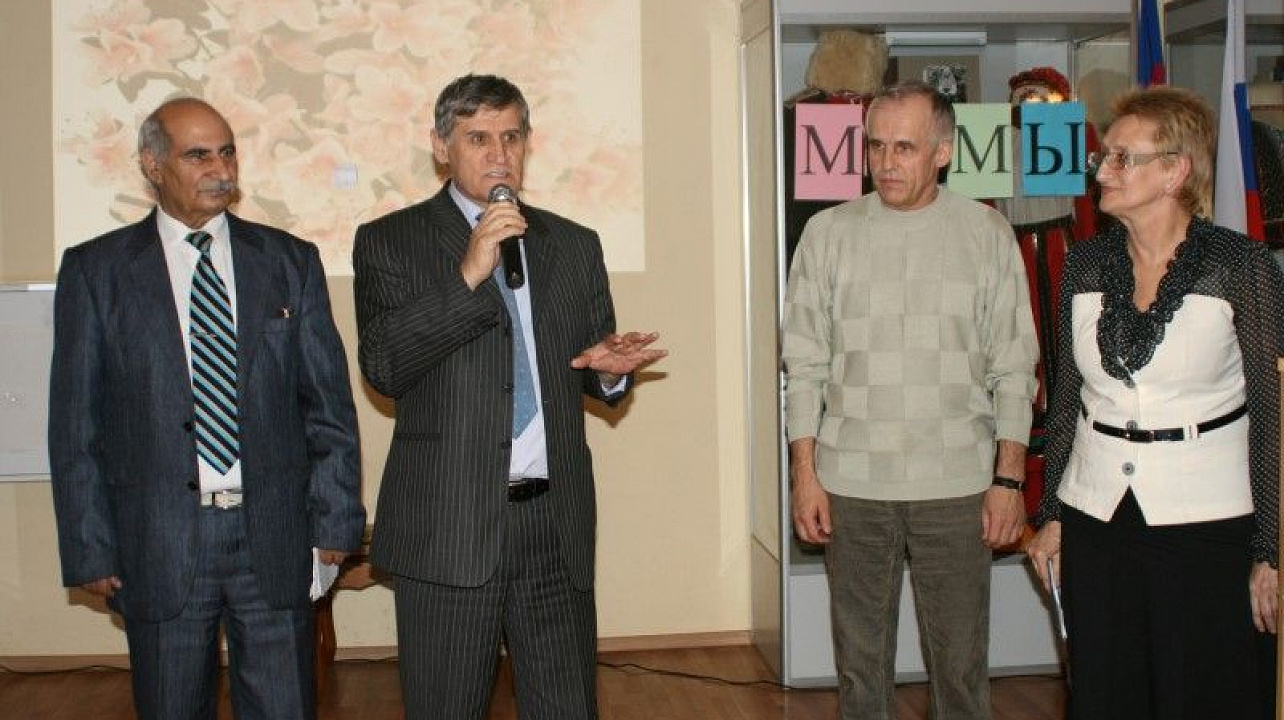 Представители национально-культурных объединений приняли участие в заседании «круглого стола», посвящённого Дню матери (2).JPG