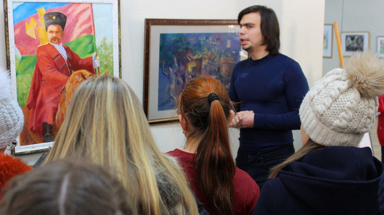 Студенты КубГТУ –  участники выставки «Венок победы»