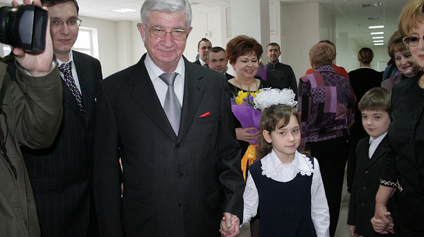Владимир Евланов открыл новую школу