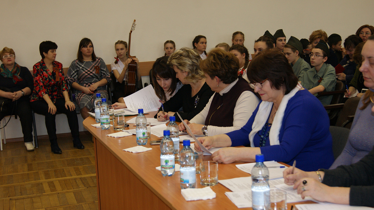 В Западном округе прошел конкурс военно-патриотической песни