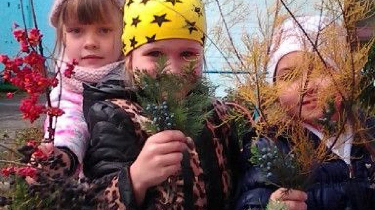 Воспитанники детского сада Западного округа совершили экскурсию в Ботанический сад