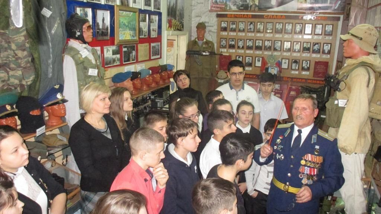 Афганцы провели урок мужества для семиклассников школы №67