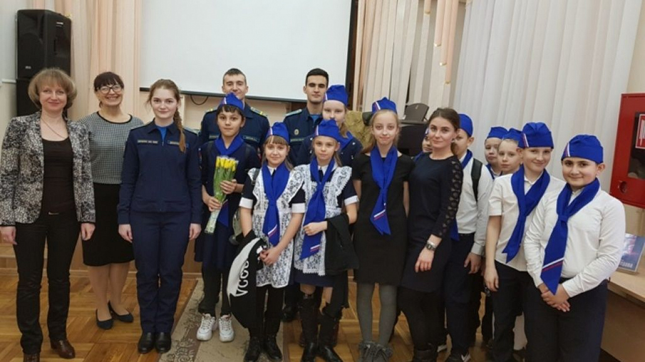 Библиотека им. Н. А. Некрасова пригласила читателей на «диалог поколений»