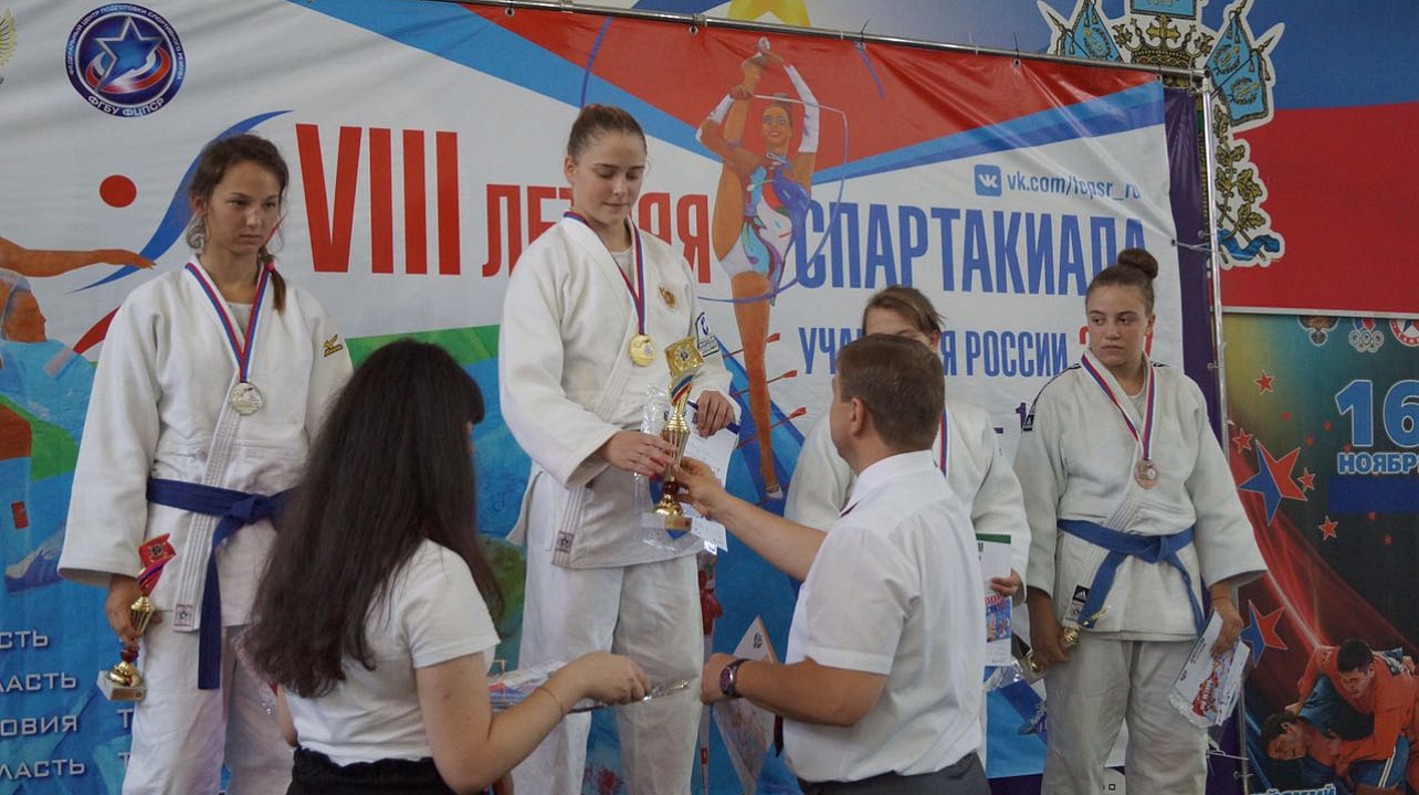 Юные спортсмены завоевали медали на спартакиаде учащихся