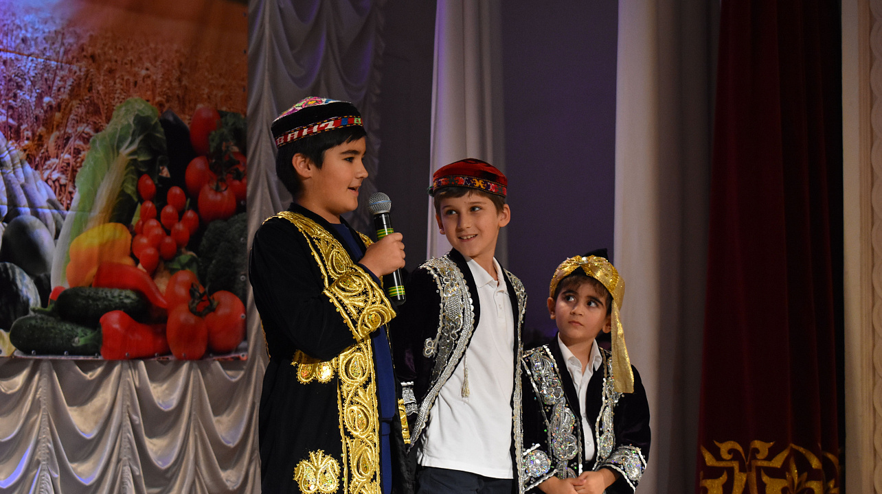 В Краснодаре отметили таджикский праздник «Мехргон» (16).JPG