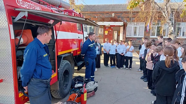 В Краснодаре прошёл открытый урок по безопасности с участниками проекта «Школа с мэром»