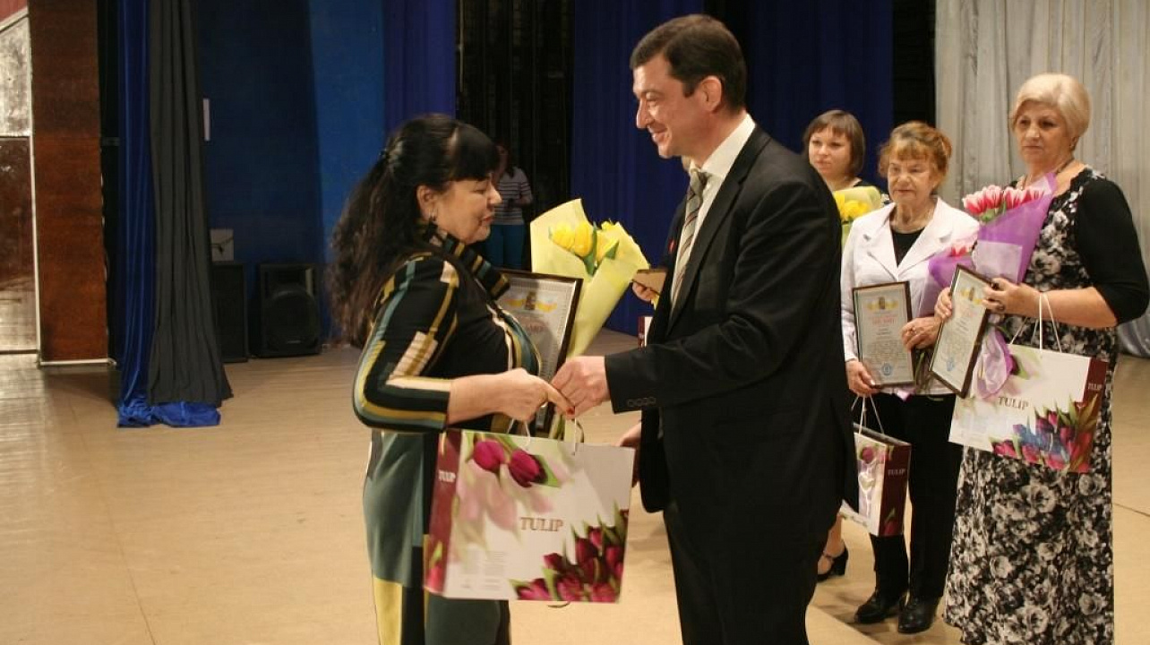 В Прикубанском округе поздравили женщин с Международным женским днем