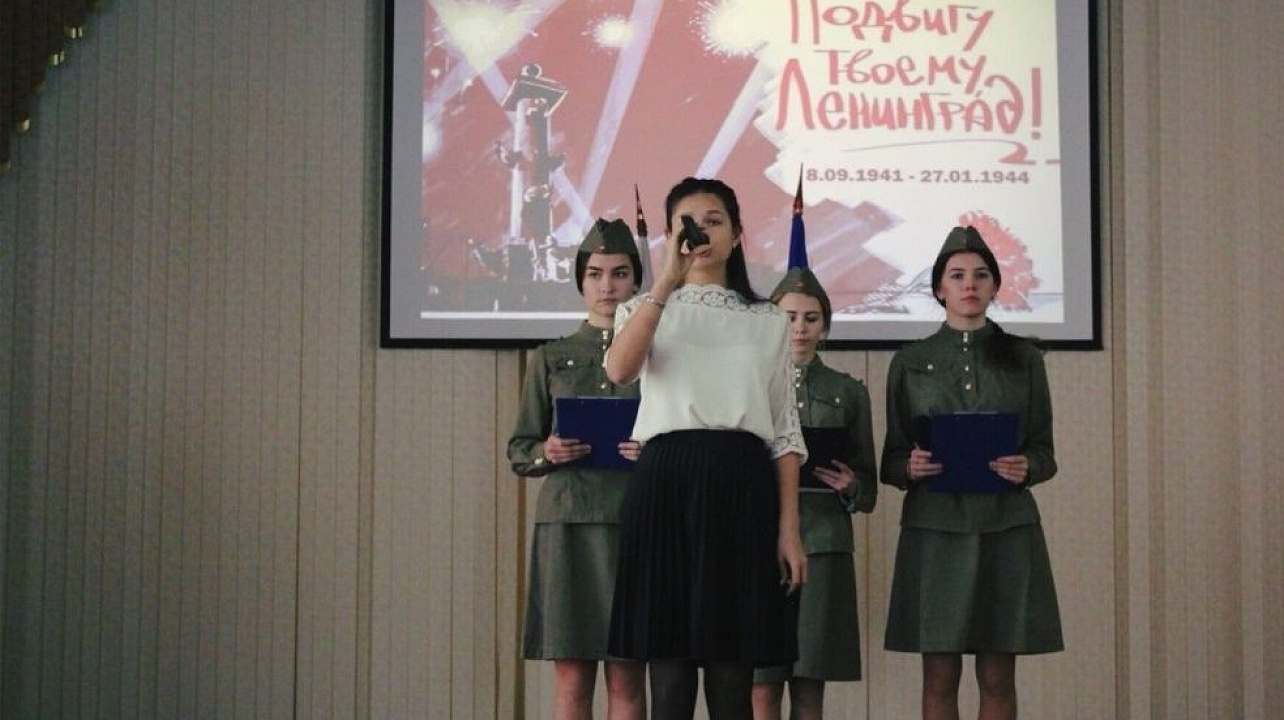 В Краснодарском торгово-экономическом колледже прошла акция памяти «Блокадный хлеб»