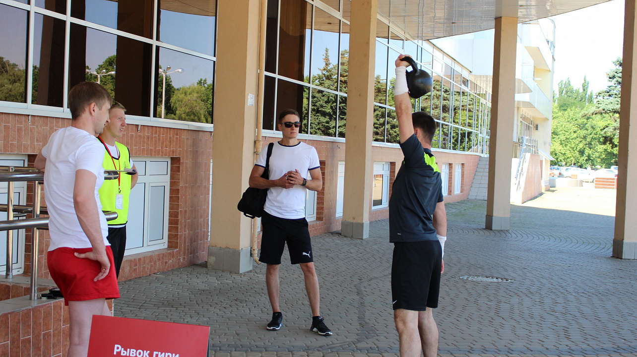 ООО «Газпром добыча Краснодар» передали «Эстафету ГТО» депутатам