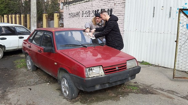 В Западном округе прошел рейд по выявлению брошенного автотранспорта