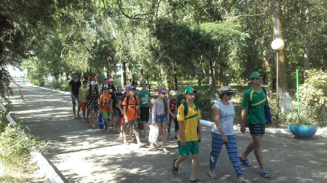 Юные спортсмены Центрального округа вернулись из туристического похода