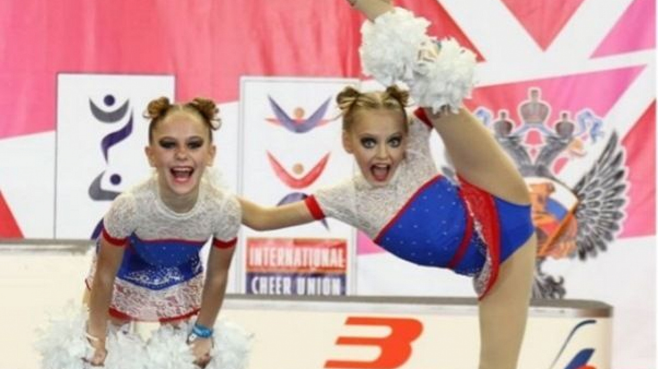 Дети из спортивной школы Западного округа приняли участие во всероссийских соревнованиях по Чир спорту