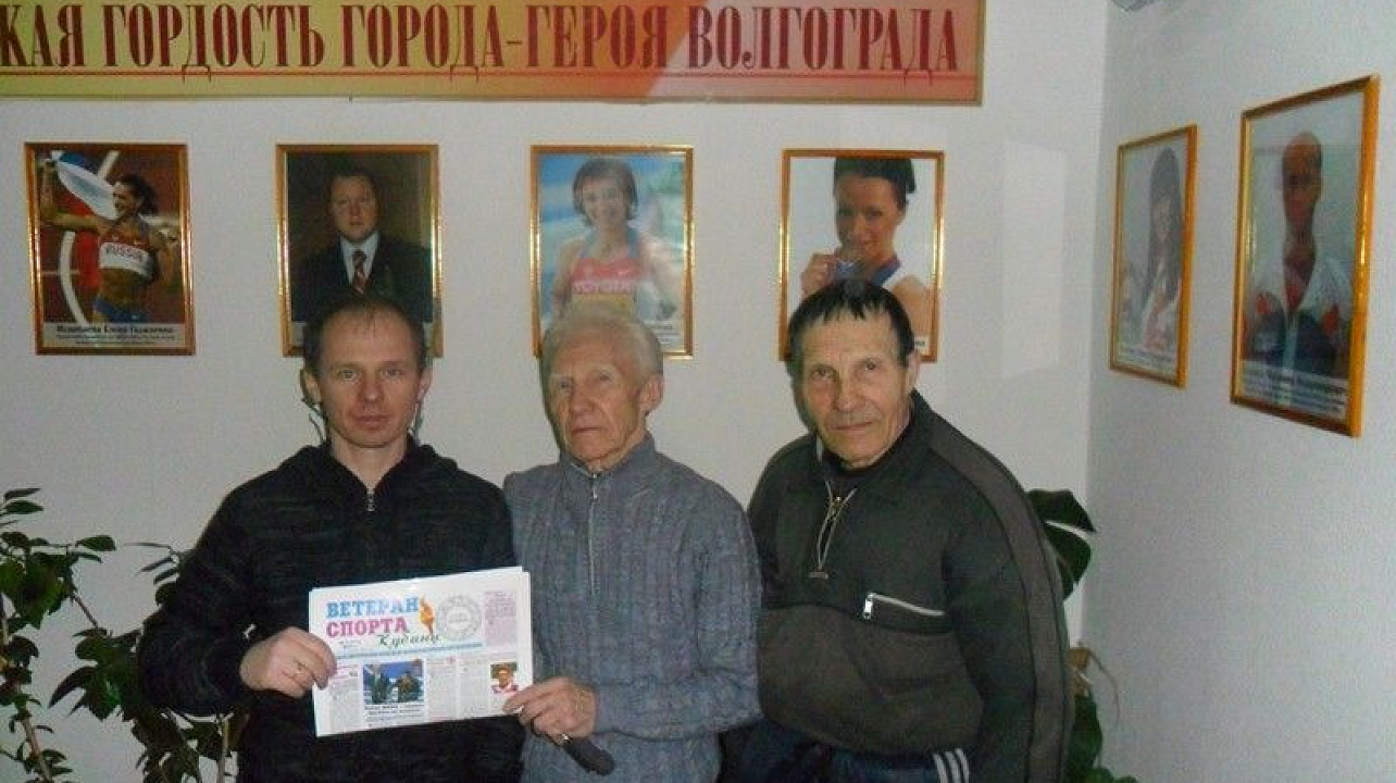 Ветераны Центрального округа приняли участие в легкоатлетическом забеге