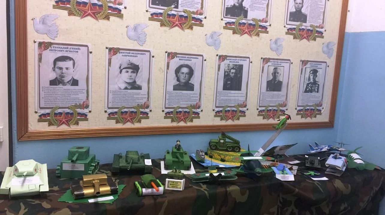 В детском саду Западного округа прошла выставка поделок