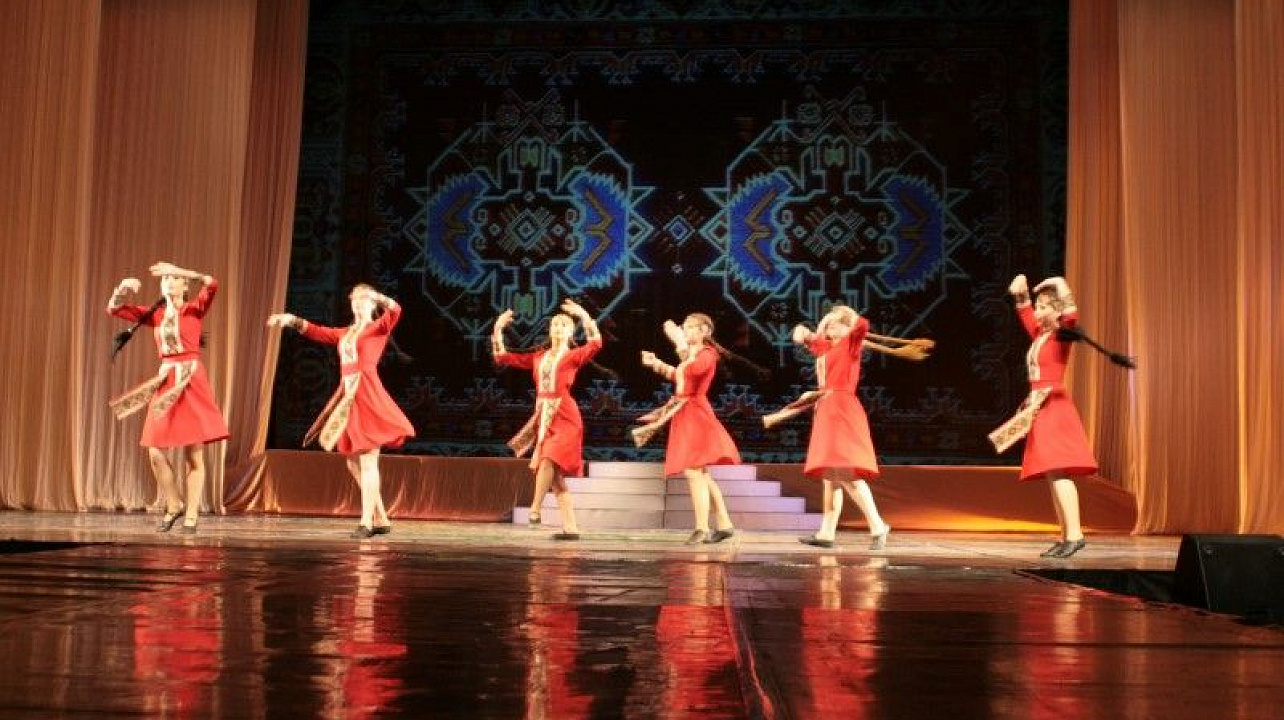 Краснодарский городской молодёжный фестиваль «Песни и танцы народов мира» отметил десятилетний юбилей (15).JPG