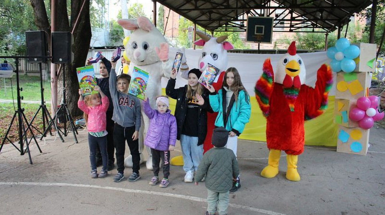 В Центральном округе проходит череда детских праздников