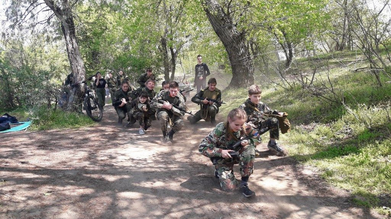 Школьники Западного округа вступили в юнармейские отряды