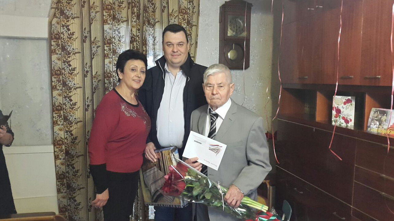 В Прикубанском округе поздравили с юбилеем участника Великой Отечественной войны