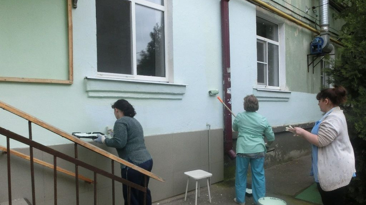 Детские сады Западного округа присоединились к городскому марафону наведения порядка и благоустройства