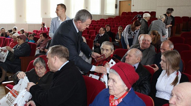 В администрации Центрального округа состоялось торжественное вручение юбилейных медалей