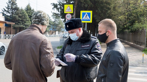 В праздничные дни полиция и казаки будут патрулировать Краснодар в усиленном режиме