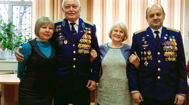 Тематическое информационное занятие о героях России состоялось в территориальном центре №25