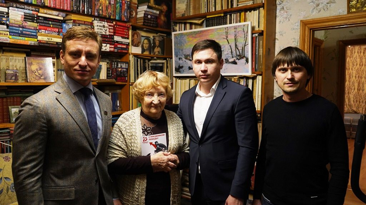 Ветеранов Великой Отечественной войны, проживающих в Западном округе, поздравили депутаты ЗСК