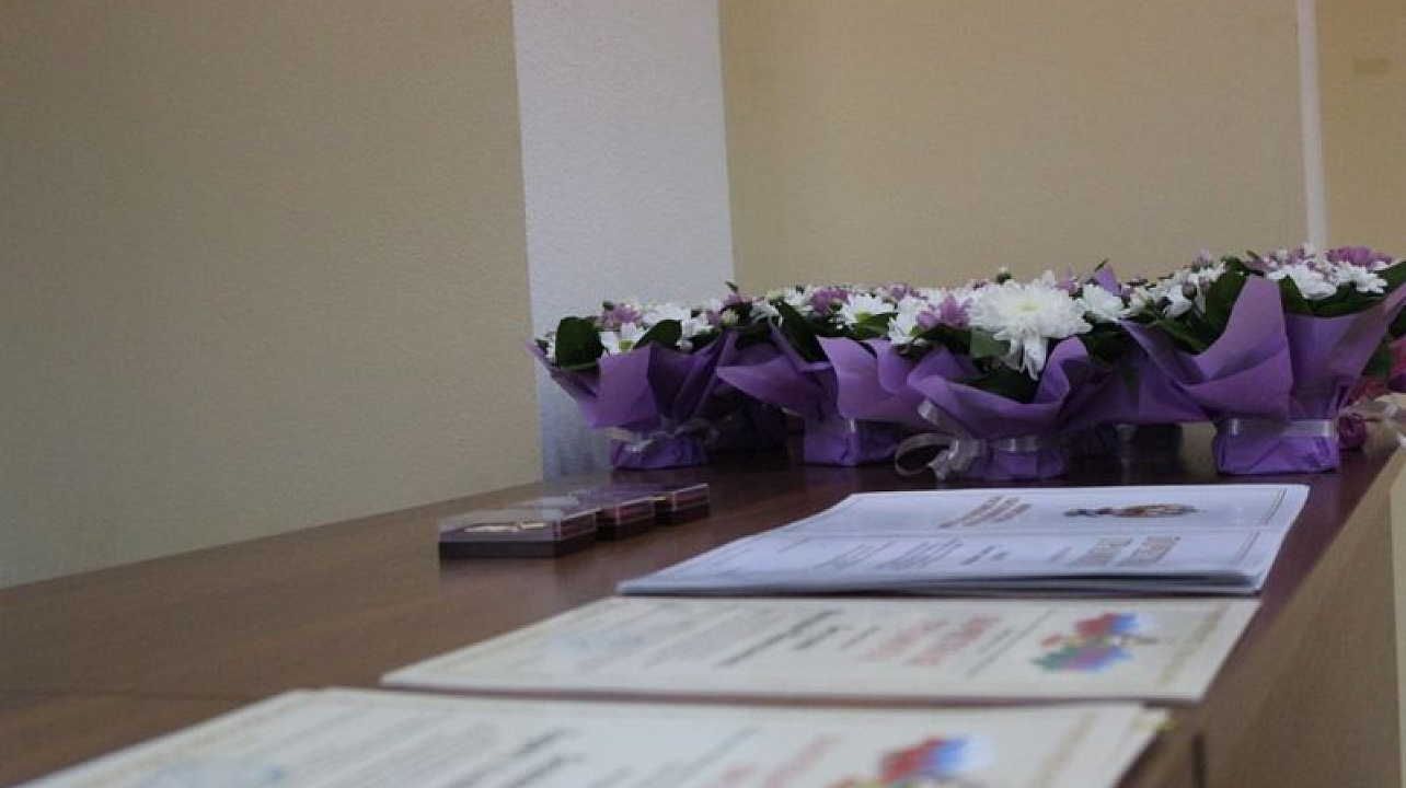 В администрации Центрального округа состоялся торжественный прием учителей