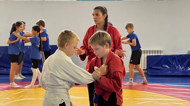 Евгений Наумов: Более 200 тысяч школьников в Краснодаре занимаются самбо 