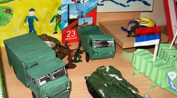 В детском саду № 58 Западного округа проходит выставка творческих работ