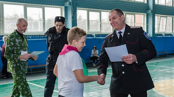 Казаки провели соревнования для школьников